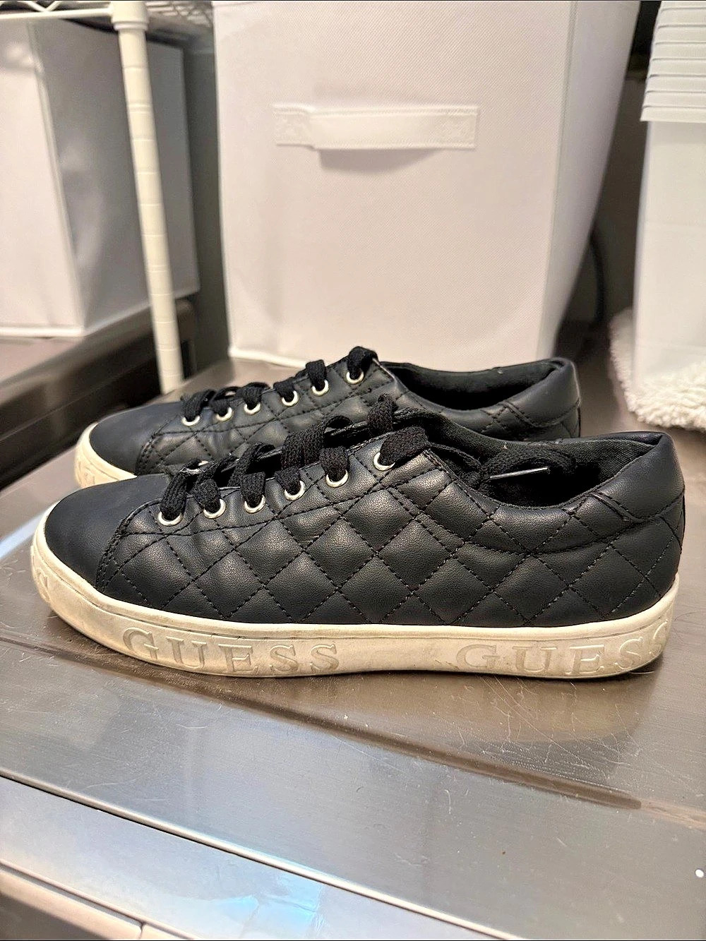 GUESS Loven Quilted Low Top Sneaker Sneakers - Black size:7.5